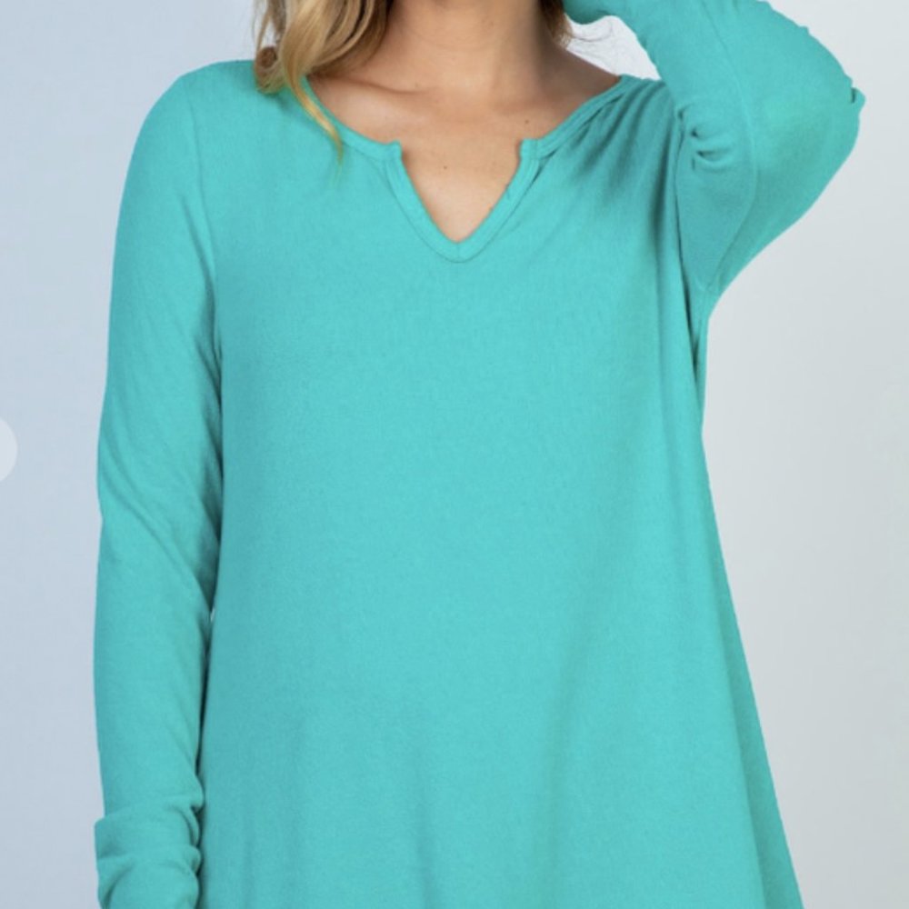 White Birch Teal Top Large NWOT